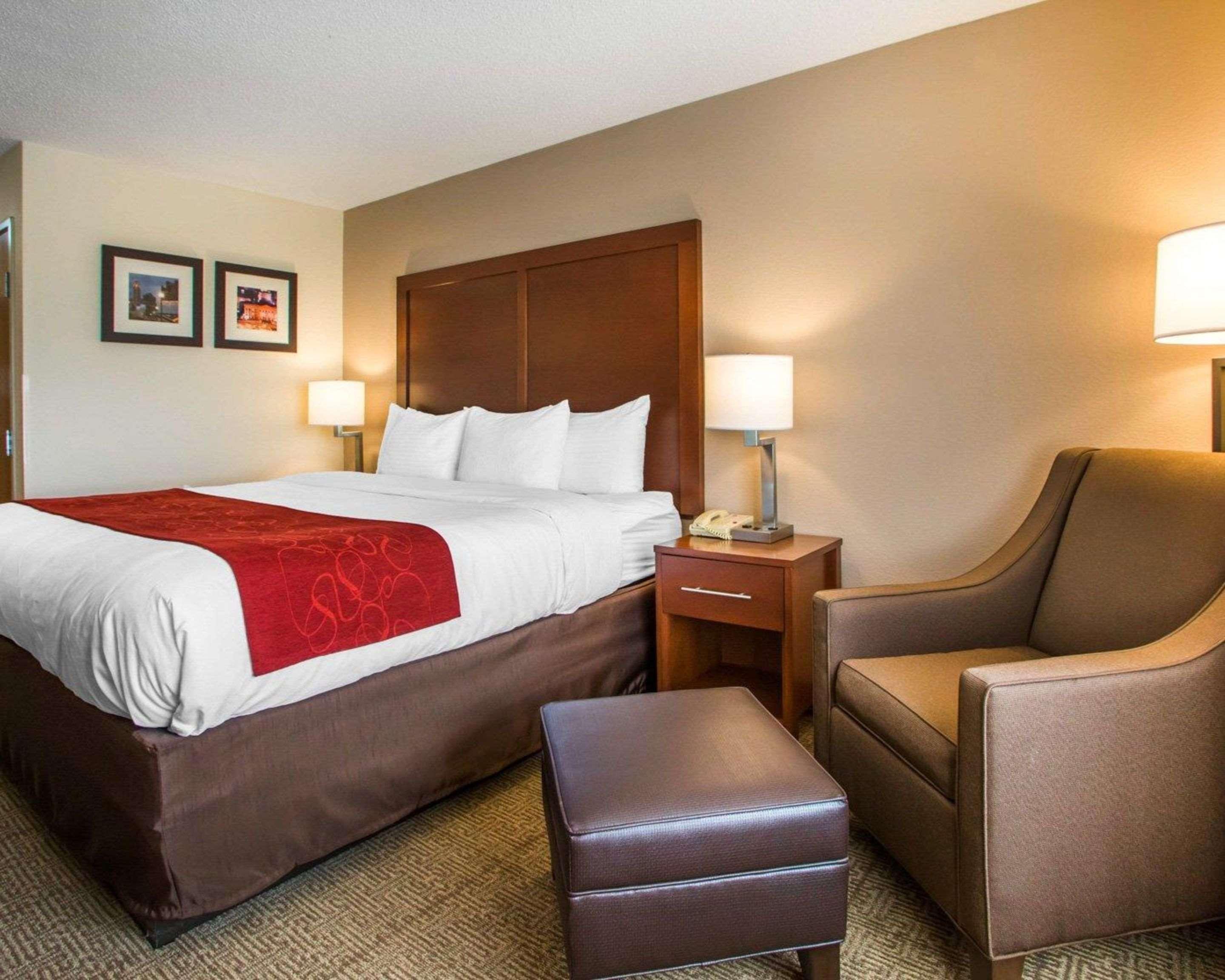Comfort Suites Columbus West - Hilliard Екстер'єр фото
