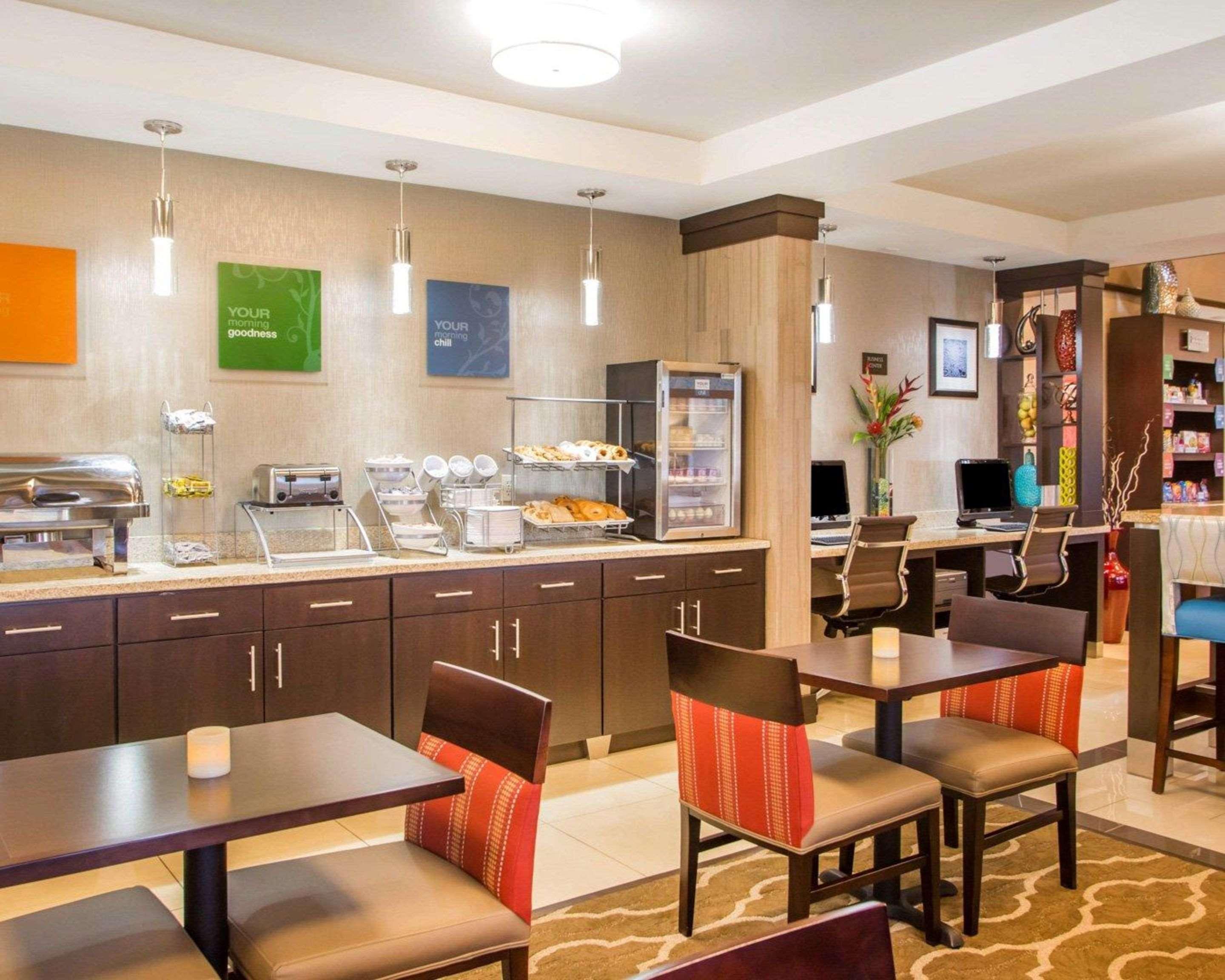 Comfort Suites Columbus West - Hilliard Екстер'єр фото